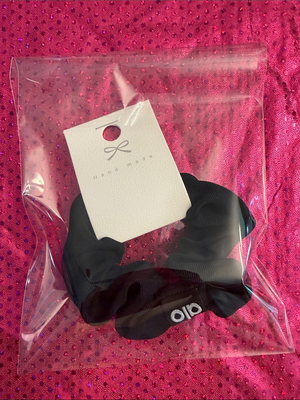 Alo Yoga Inspired Black Scrunchie (OS)